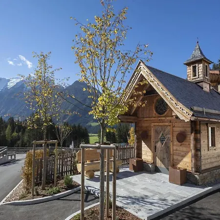 Chalet Chalet In Neukirchen Near Ski Arena Wildkogel *