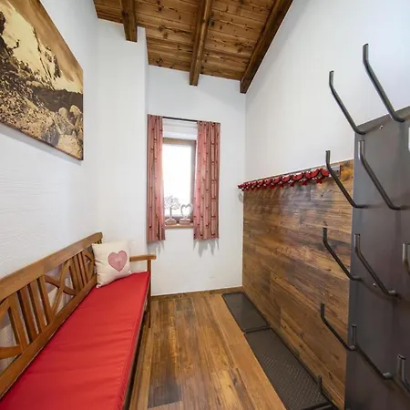 Chalet In Neukirchen Near Ski Arena Wildkogel *