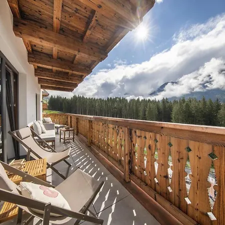 Chalet In Neukirchen Near Ski Arena Wildkogel * Neukirchen am Grossvenediger